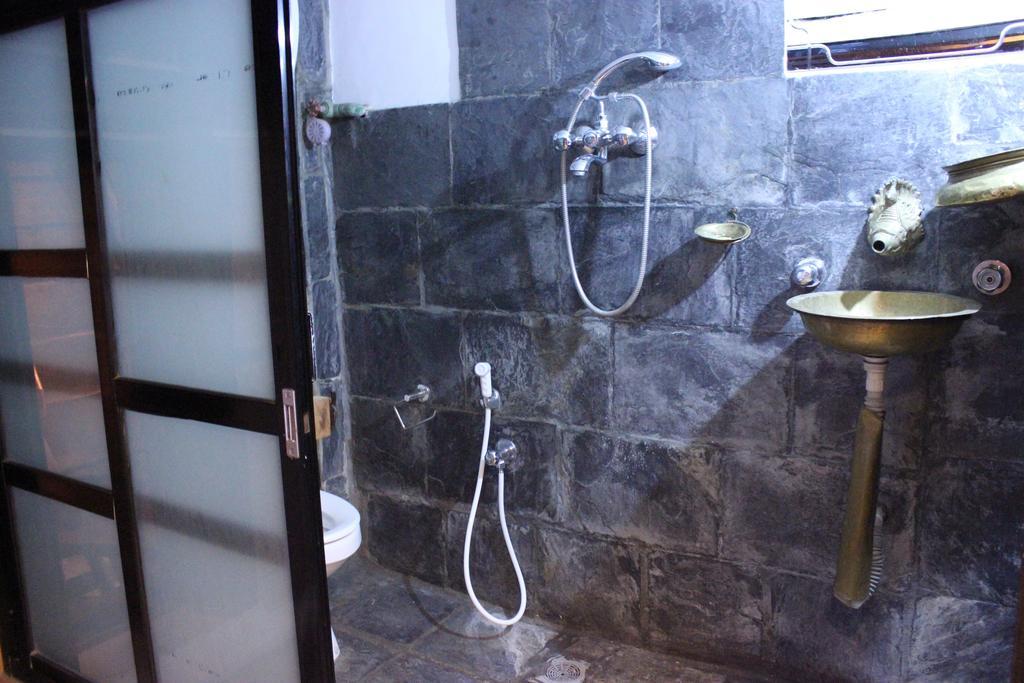 Goathchen Guest House Lalitpur Экстерьер фото